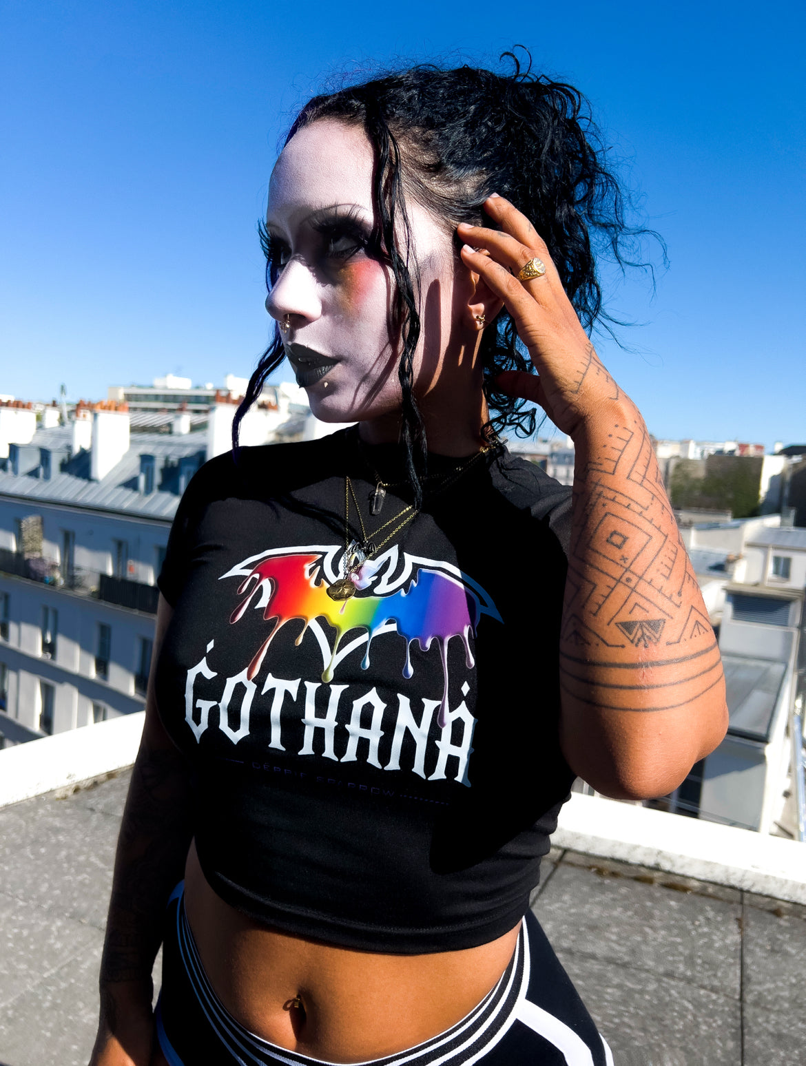 đ Crop Top Gothana Pride